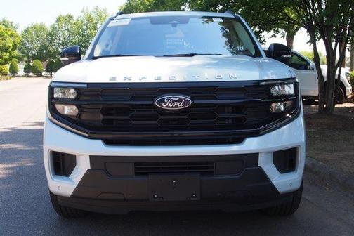 Silver Metallic 2025 Ford Expedition Active