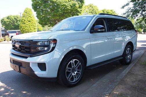 Silver Metallic 2025 Ford Expedition Active