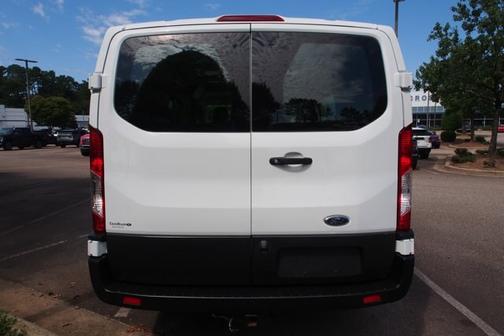 2019 Ford Transit-250 130 WB LOW ROOF CARGO