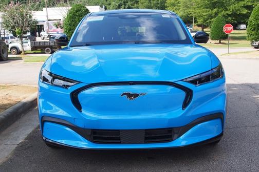 2024 Ford Mustang Mach-E PREMIUM