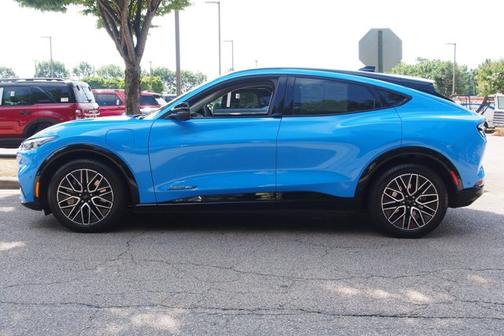 2024 Ford Mustang Mach-E PREMIUM