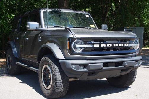 Gray Metallic 2022 Ford Bronco Outer Banks