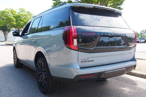 Gray Metallic 2026 Ford Expedition Platinum