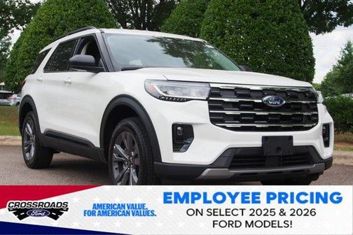 White Metallic 2026 Ford Explorer Active