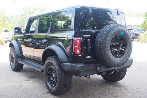 Shadow Black 2026 Ford Bronco Outer Banks