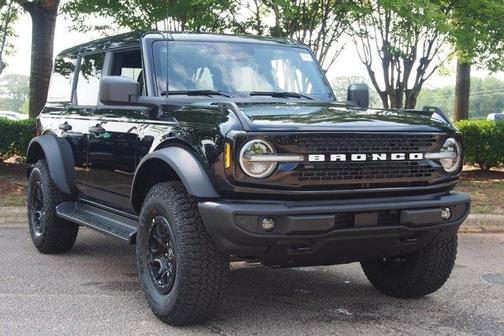 Shadow Black 2026 Ford Bronco Outer Banks