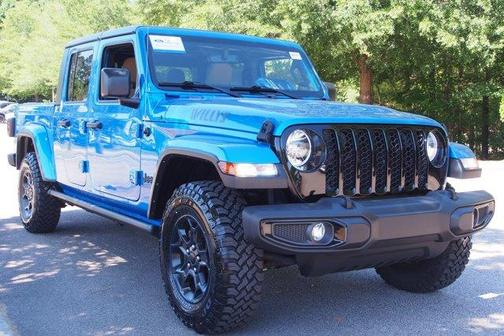 Hydro Blue Pearlcoat 2023 Jeep Gladiator Sport
