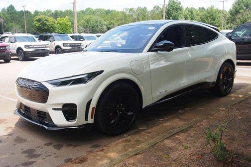 White Metallic 2025 Ford Mustang Mach-E GT