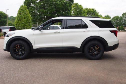 White Metallic 2026 Ford Explorer Tremor