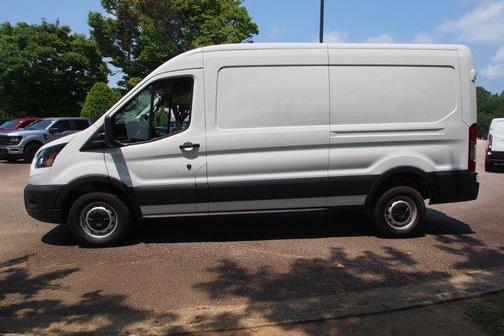 2025 Ford Transit-250 148 WB Medium Roof Cargo