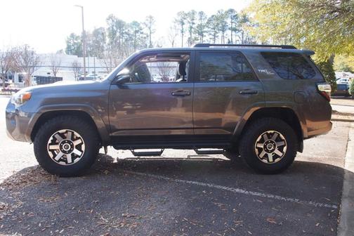 2022 Toyota 4Runner TRD OFF ROAD PREMIUM