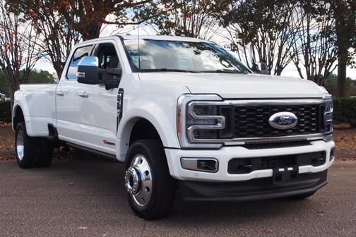 2025 Ford F-450 PLATINUM DRW