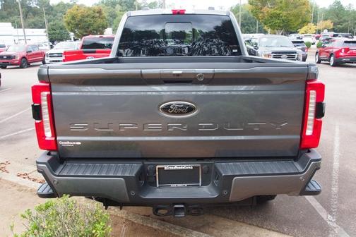 2025 Ford F-250 LARIAT