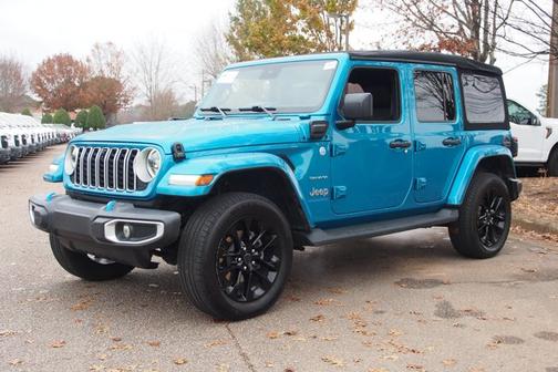 2024 Jeep Wrangler SAHARA