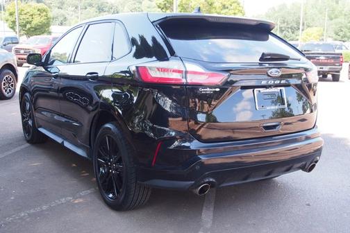2021 Ford Edge ST-LINE