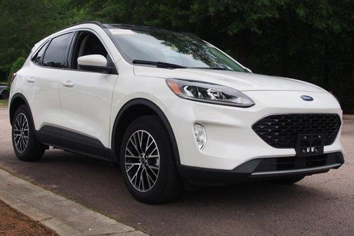 White Metallic 2022 Ford Escape PHEV SEL