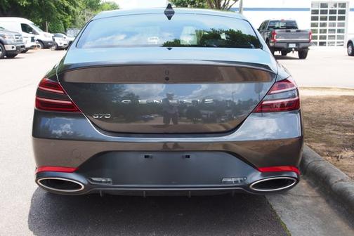 2024 Genesis G70 2.5T