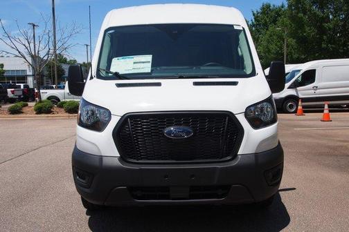 2025 Ford Transit-250 148 WB Medium Roof Cargo