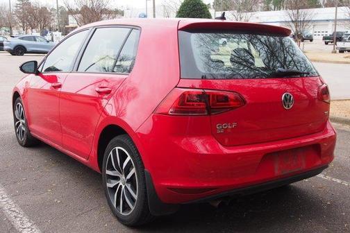 2017 Volkswagen Golf TSI SE 4-Door