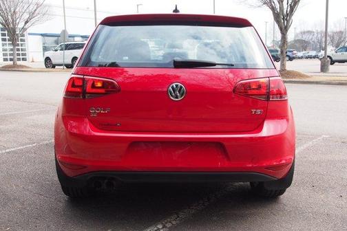2017 Volkswagen Golf TSI SE 4-Door