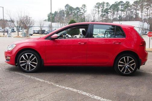 2017 Volkswagen Golf TSI SE 4-Door
