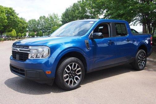 Blue Metallic 2024 Ford Maverick Lariat