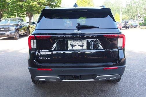 Black Metallic 2025 Ford Explorer Active
