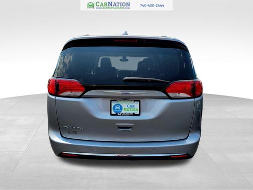 2018 Chrysler Pacifica Touring-L