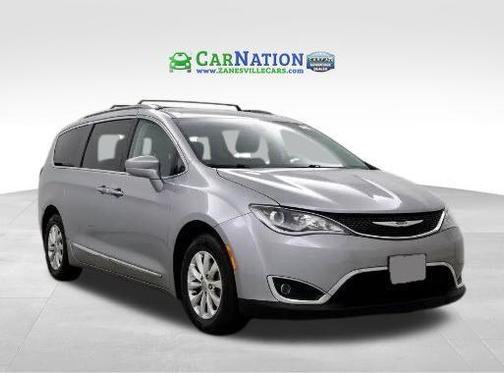 2018 Chrysler Pacifica Touring-L