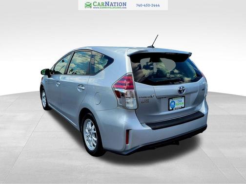 2015 Toyota Prius v Three