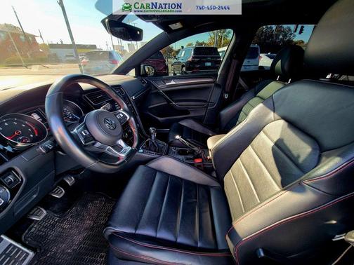 2019 Volkswagen Golf GTI 2.0T SE