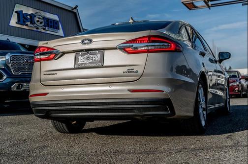 2019 Ford Fusion Hybrid SE