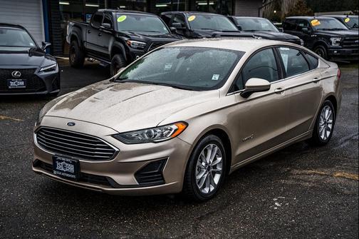 2019 Ford Fusion Hybrid SE