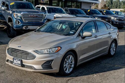 2019 Ford Fusion Hybrid SE