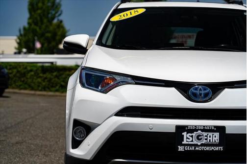 2018 Toyota RAV4 Hybrid XLE