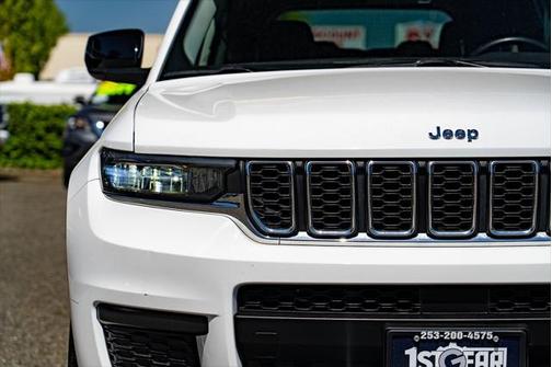 2021 Jeep Grand Cherokee L Laredo