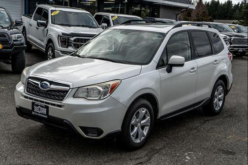 Satin White Pearl 2015 Subaru Forester 2.5i Premium