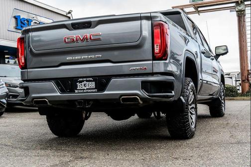 2021 GMC Sierra 1500 AT4