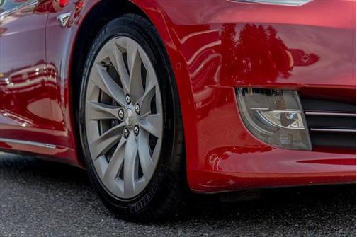 2017 Tesla Model S 75D