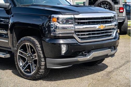 2017 Chevrolet Silverado 1500 High Country