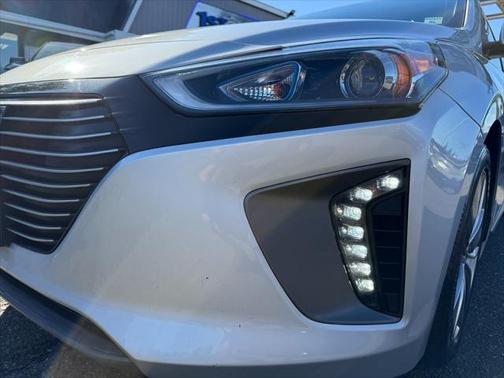 2019 Hyundai IONIQ Hybrid Limited