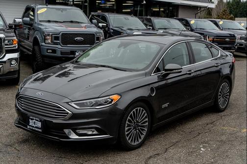 2018 Ford Fusion Energi Titanium