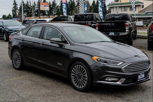 2018 Ford Fusion Energi Titanium