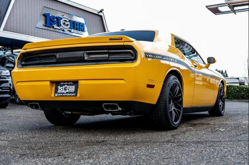 2012 Dodge Challenger SRT8 392