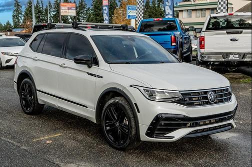 2022 Volkswagen Tiguan 2.0T SE R-Line Black 4MOTION