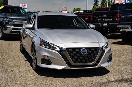 2021 Nissan Altima SR FWD