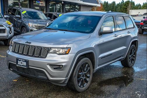 2020 Jeep Grand Cherokee Altitude