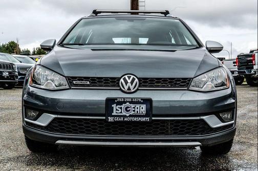 2017 Volkswagen Golf Alltrack TSI S