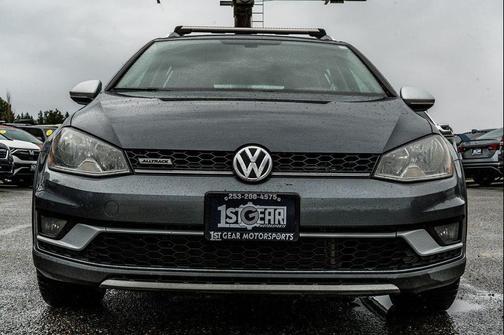 2017 Volkswagen Golf Alltrack TSI S