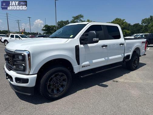 Oxford White 2026 Ford F-350 XL